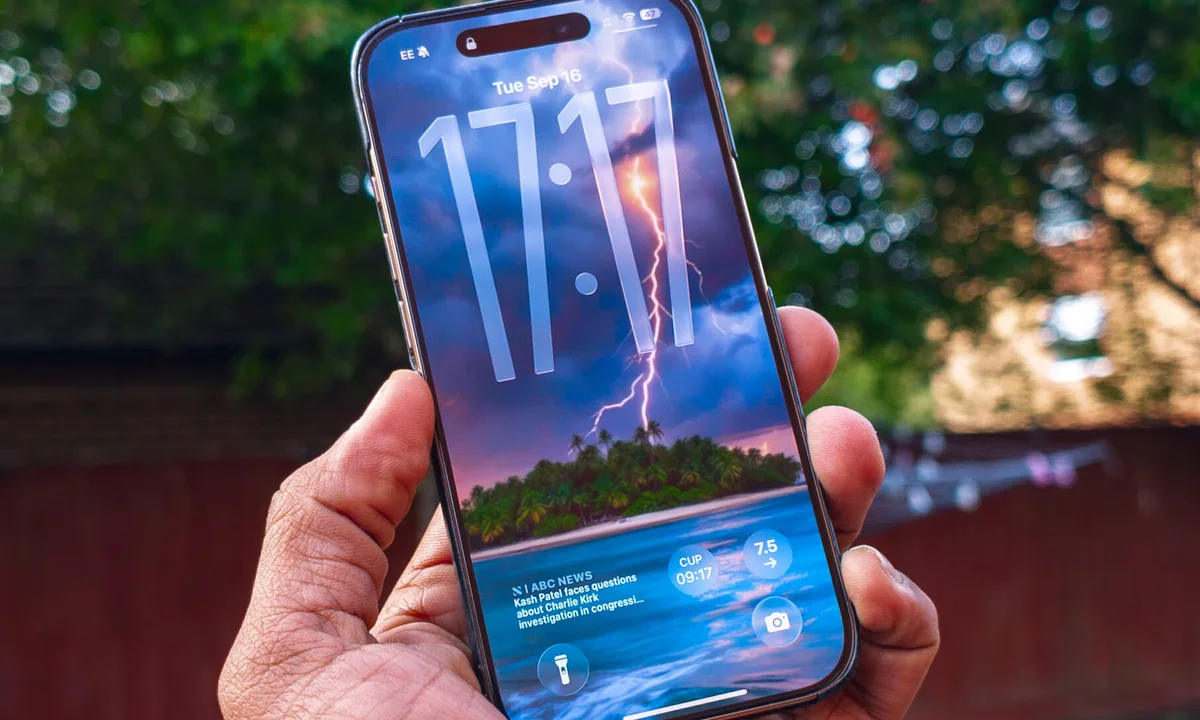 Kích thước cuối cùng và cách Apple bố trí TrueDepth vẫn chưa được xác nhận (Nguồn: Internet)